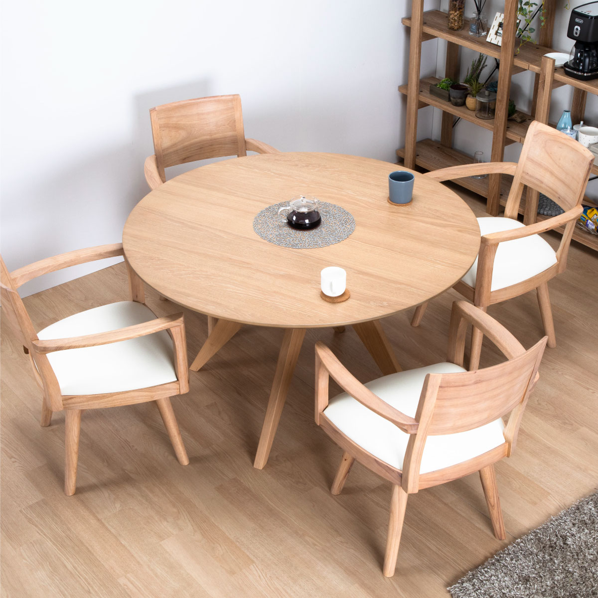 希少飛騨家具 太平産業180センチ半円形 ダイニングテーブル、回転椅子4