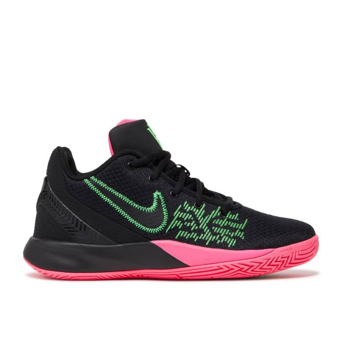 楽天市場】ナイキ カイリー フライトラップ ジュニアの通販