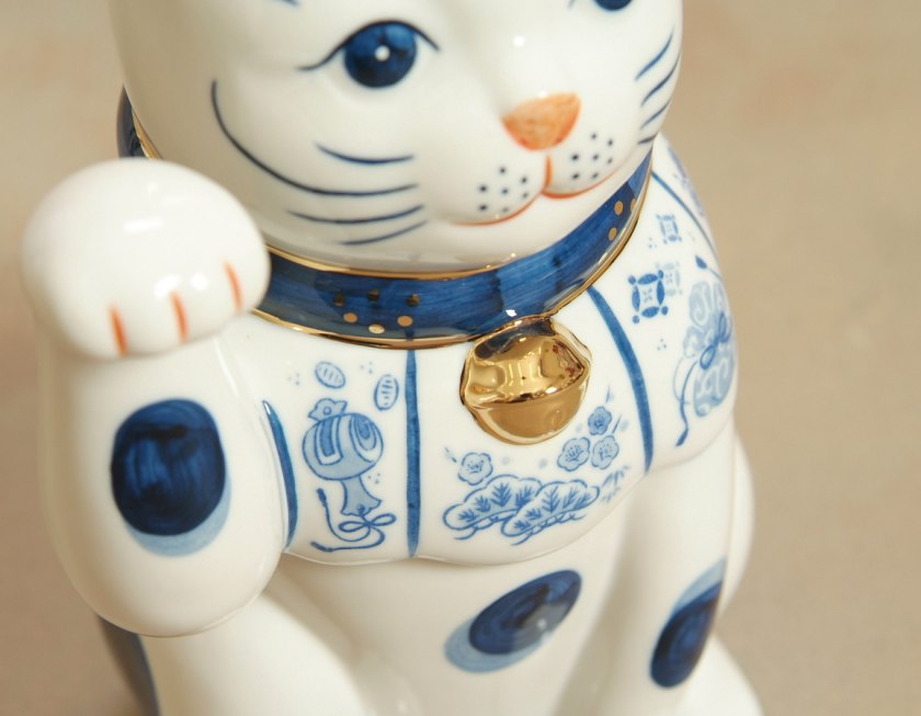 楽天市場】瀬戸焼 招き猫 瀬戸物 染付 陶磁器 福招き 高さ約25.5cm