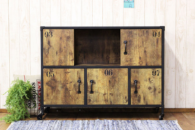 楽天市場】サイドボード クルト 110cm幅【リビングボード 収納棚 扉