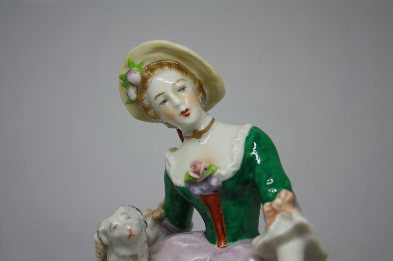 楽天市場】sitzendorf ジッツェンドルフ花畑と羊と戯れる女性 陶器置物