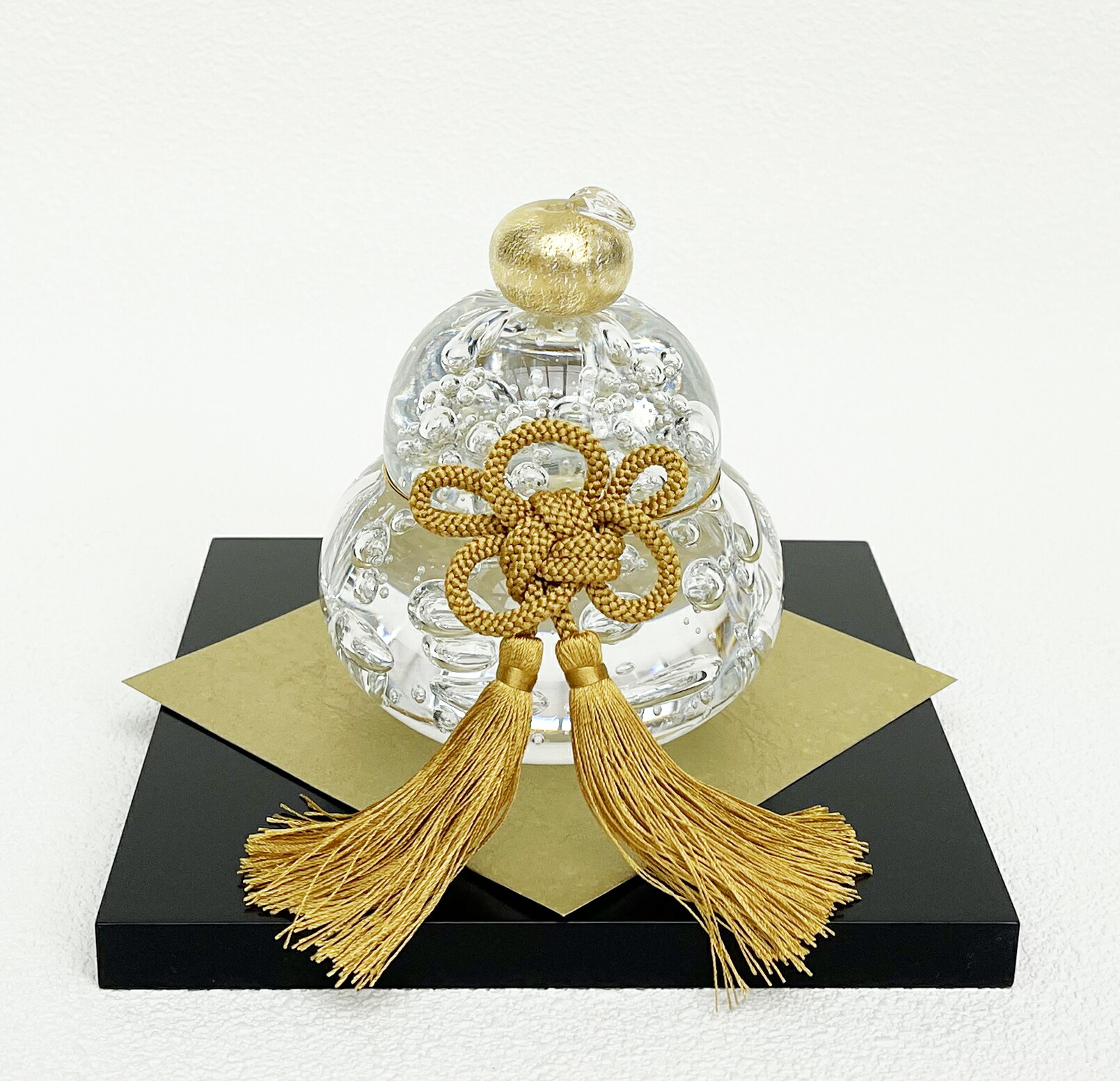 楽天市場】工房 CRAFTHOUSE ガラス製 鏡餅 水泡 （大）無垢 敷板 梅