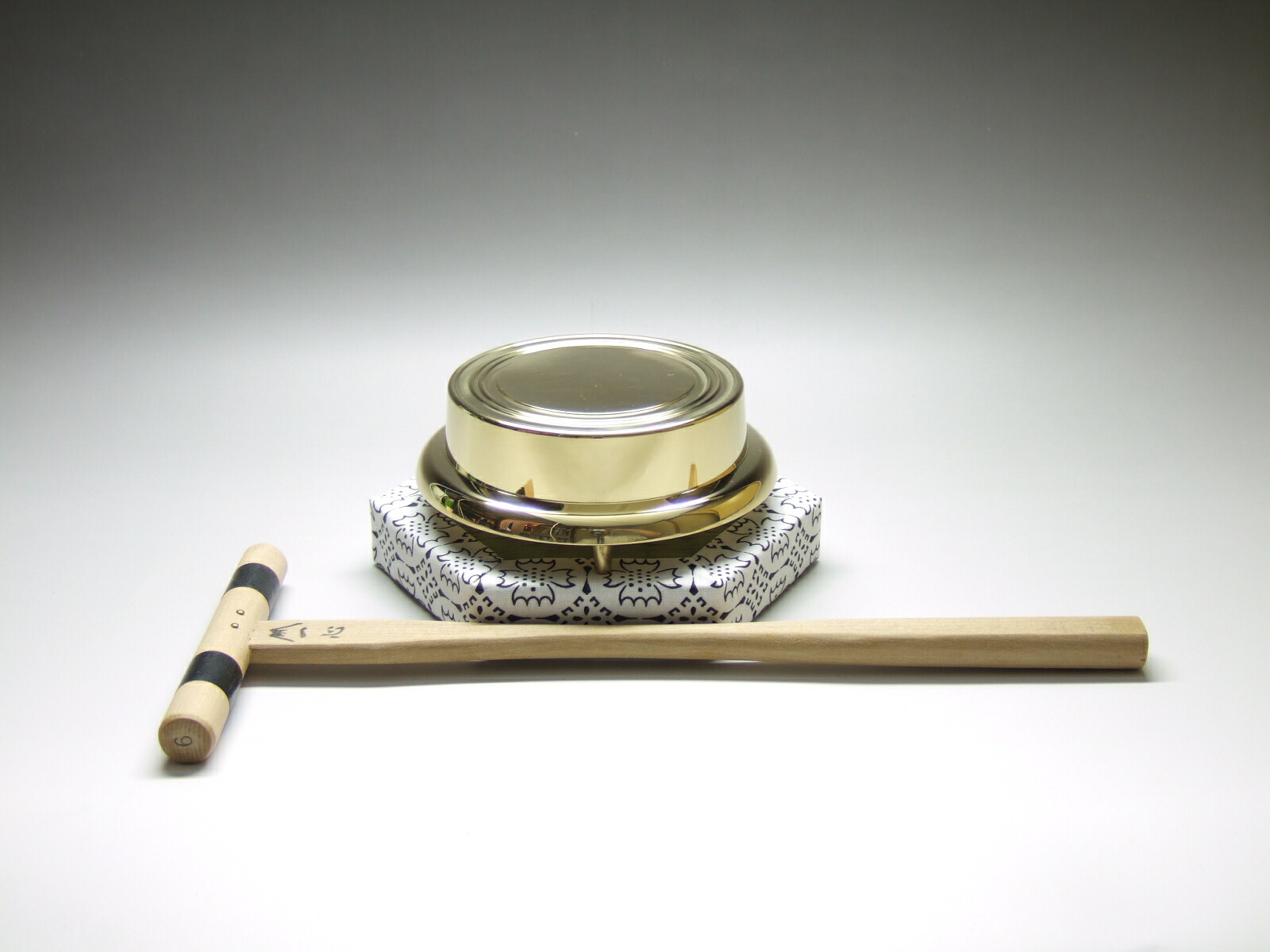 楽天市場】【スーパーSALE!P5倍＋クーポン】 仏具 『鉦吾セット 4.5寸