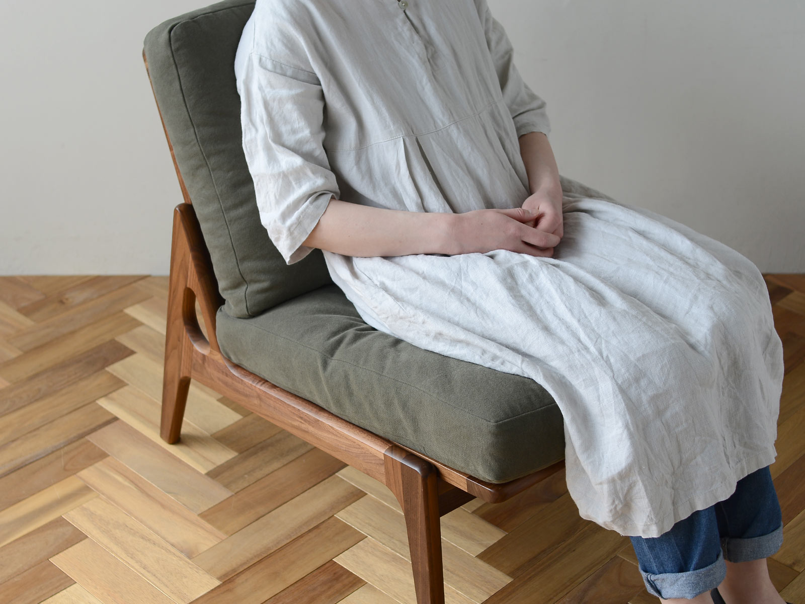 楽天市場】全4色 ミナペルホネン タンバリン マルニ60 フレームチェア