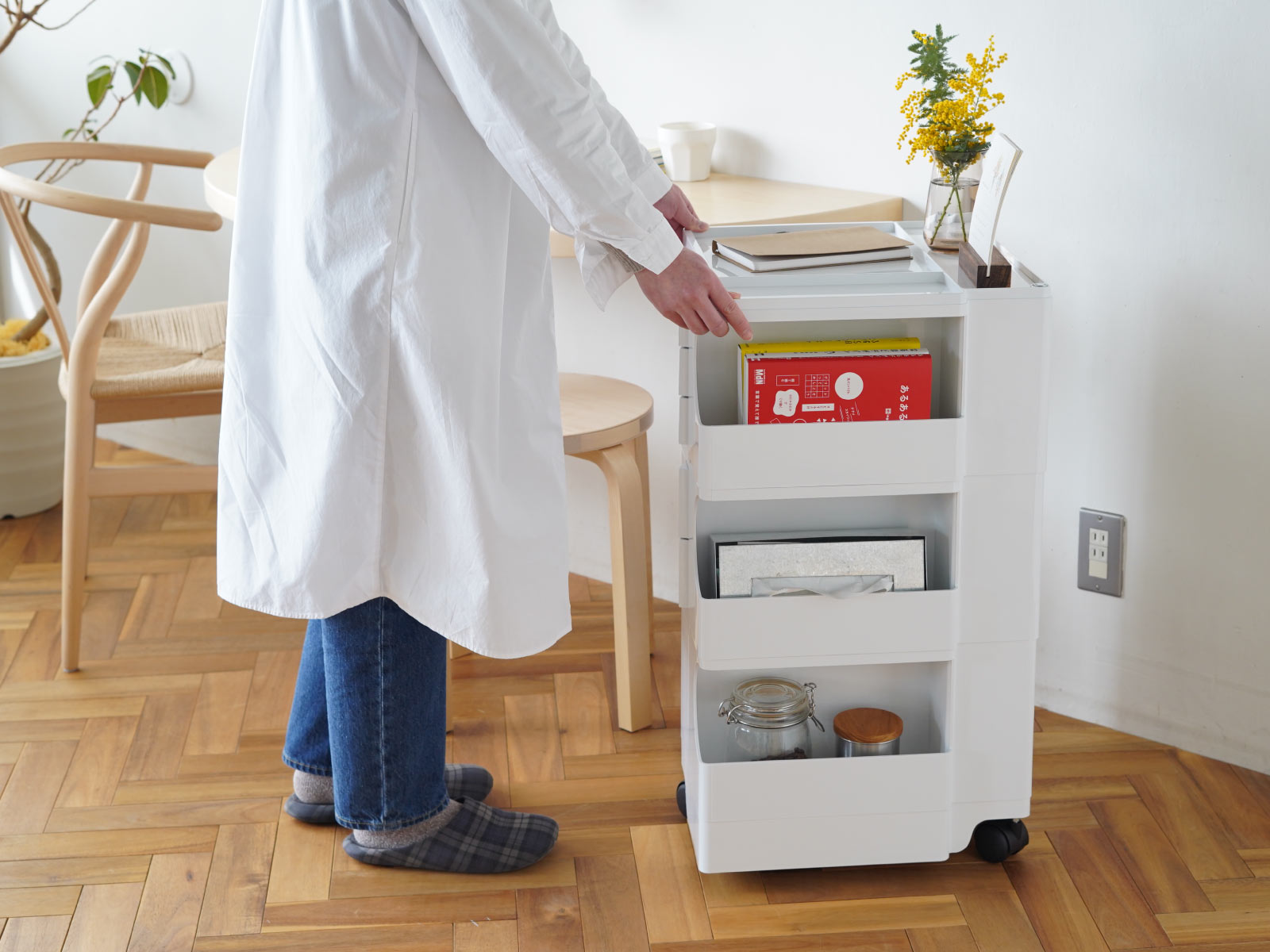 楽天市場】【在庫あり・正規品2年保証】全2色 ボビーワゴン 3段5トレイ