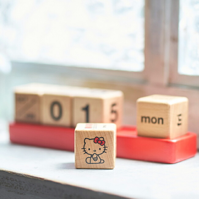 楽天市場】【特典あり】ハローキティ カレンダー レッド[万年