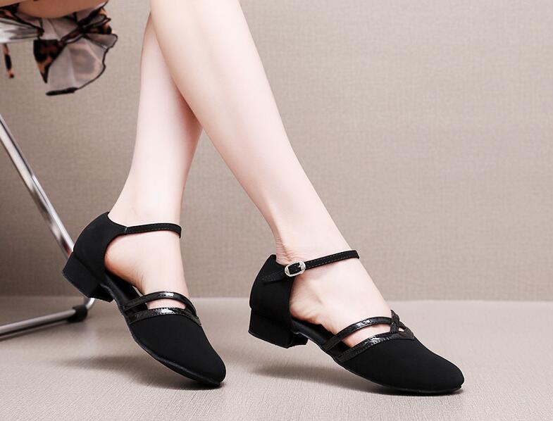 楽天市場】社交ダンスシューズ 女性ラテンシューズ モダンダンス靴