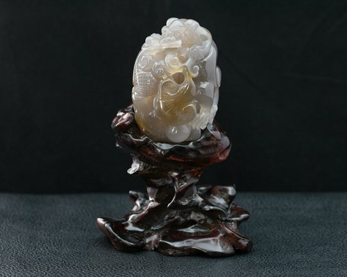 楽天市場】石彫りアイテム|天然石|瑪瑙|置物|メノウ|貔貅モチーフ|如意