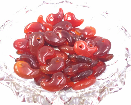 楽天市場】天然石勾玉 AAAカーネリアン 勾玉 粒売り 赤瑪瑙 勾玉 バラ