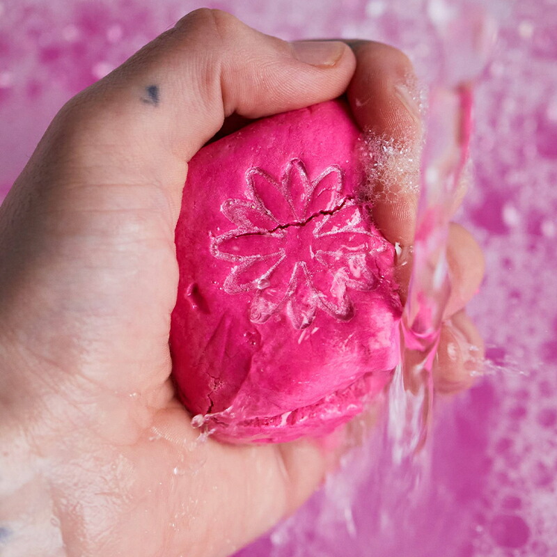 楽天市場】LUSH キャンディバス バブルバー 泡風呂 入浴剤 ヴィーガン