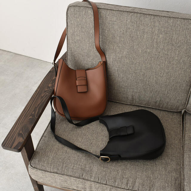 楽天市場】ポーチ付き ワンショルダーバッグ ハンドバッグ ブラウン