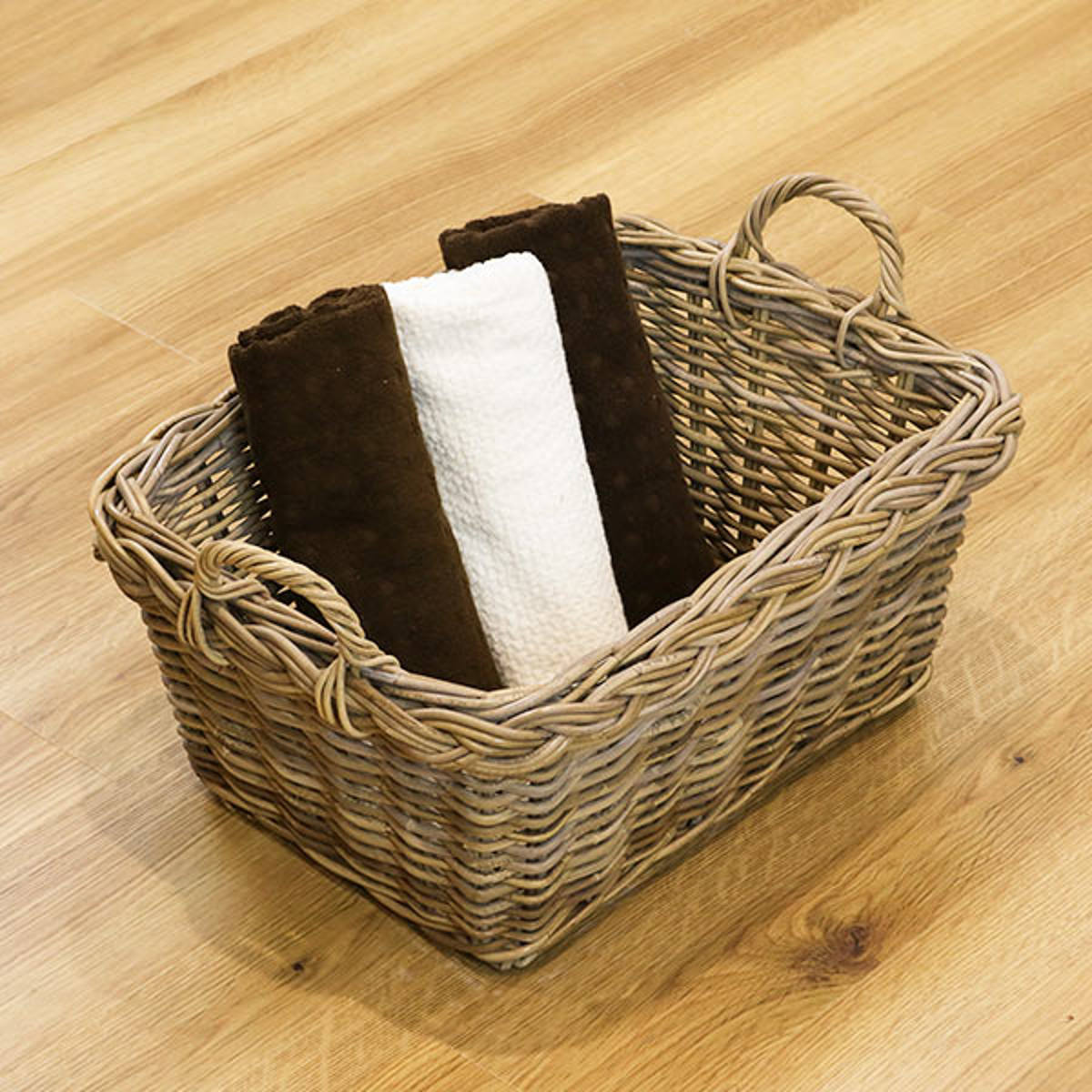 楽天市場】バスケット ラタン 幅61×奥行43×高さ32 持ち手付き かご