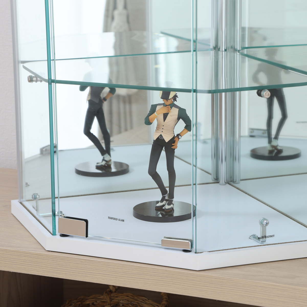 楽天市場】コレクションケース ガラス コーナー型 五角形 背面ミラー