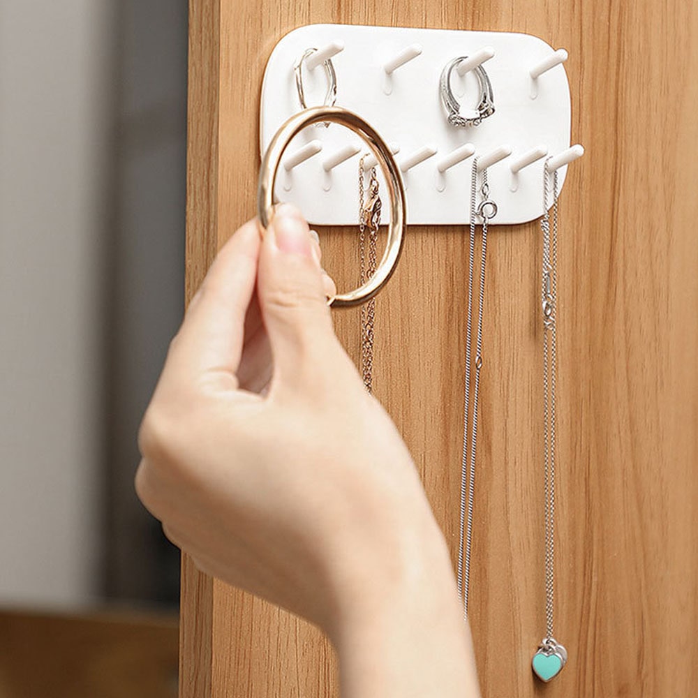 楽天市場】【散らかるアクセを 壁に飾る】アクセサリー 収納 壁掛け