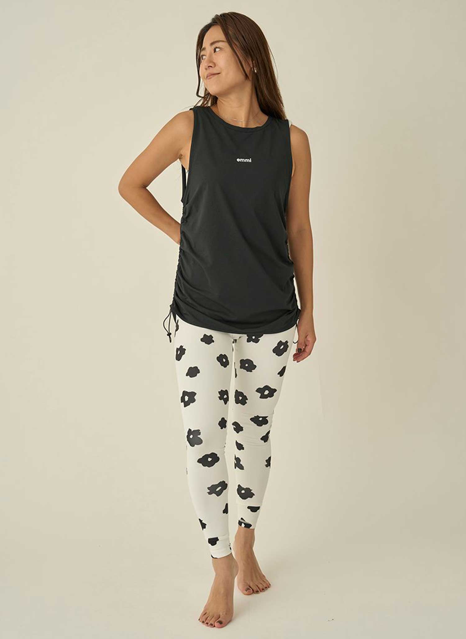 楽天市場】＼エントリーでP5倍／エミ ヨガウェア emmi WELLNESS