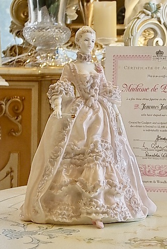 楽天市場】証明書付 コールポート ポンパドール夫人のフィギュリン
