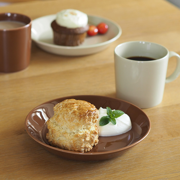 楽天市場】イッタラ ティーマ プレート 17cm ヴィンテージブラウン