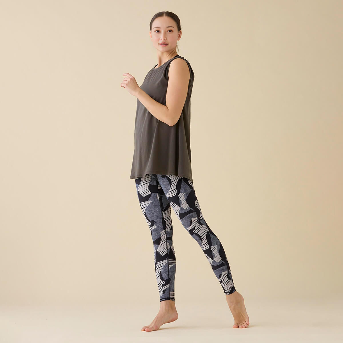 楽天市場】スリア suria セール ヨガウェア パンツ スポーツ