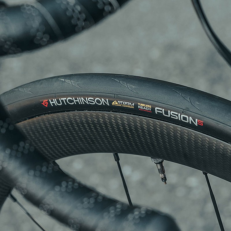 楽天市場】ハッチンソン FUSION5 PERFORMANCE TLR（フュージョン5