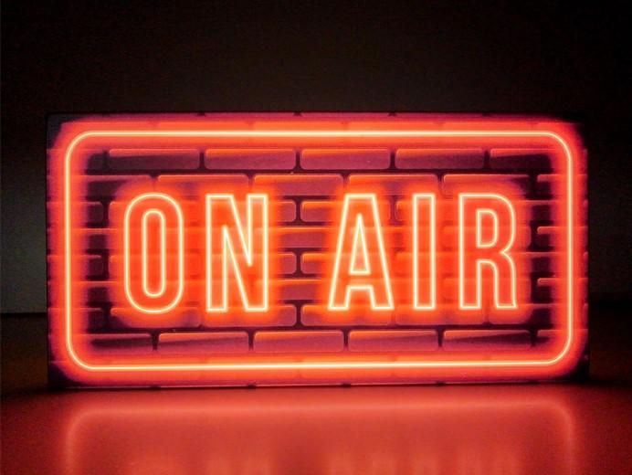 楽天市場】【Mサイズ】オンエア ON AIR スタジオ ラジオ 生放送 生配信