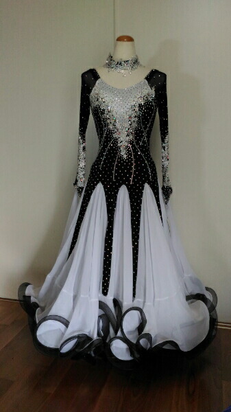 楽天市場】社交ダンス・カラオケ・セミオーダドレス・デモ・競技z200