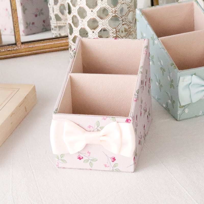 楽天市場】小物入れ オシャレ リモコンラック 可愛い ホルダー2列 ペン