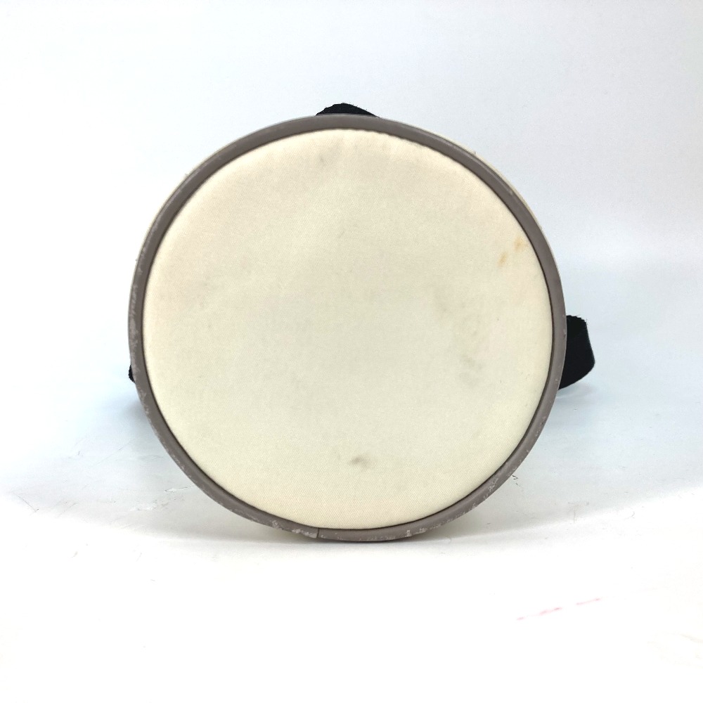 楽天市場】CHANEL シャネル スポーツ ペットボトル入れ CC ココマーク