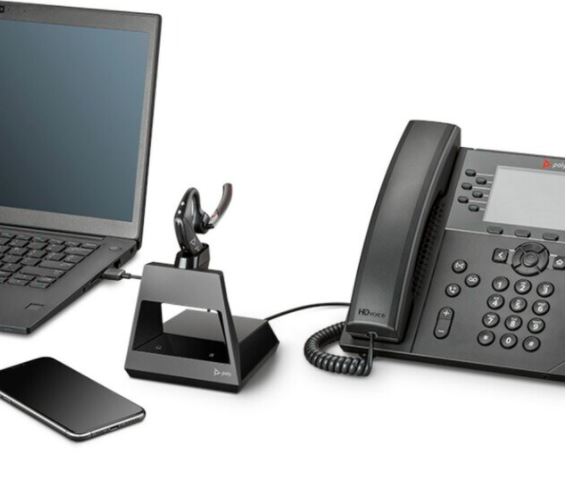 楽天市場】最新製品 Plantronicsプラントロニクス Voyager 5200 CD