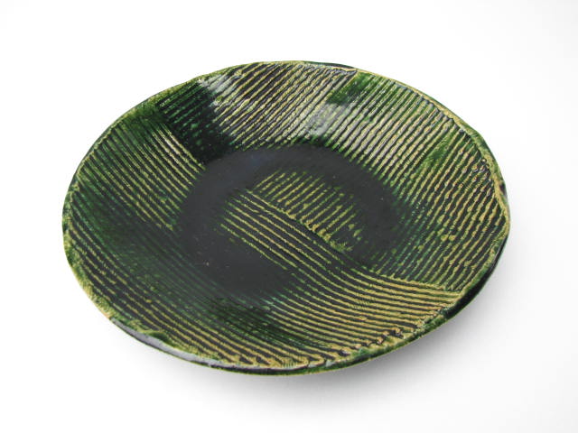 楽天市場】【美濃焼(みのやき)】総織部櫛目7.5盛皿 : うつわ魯庵