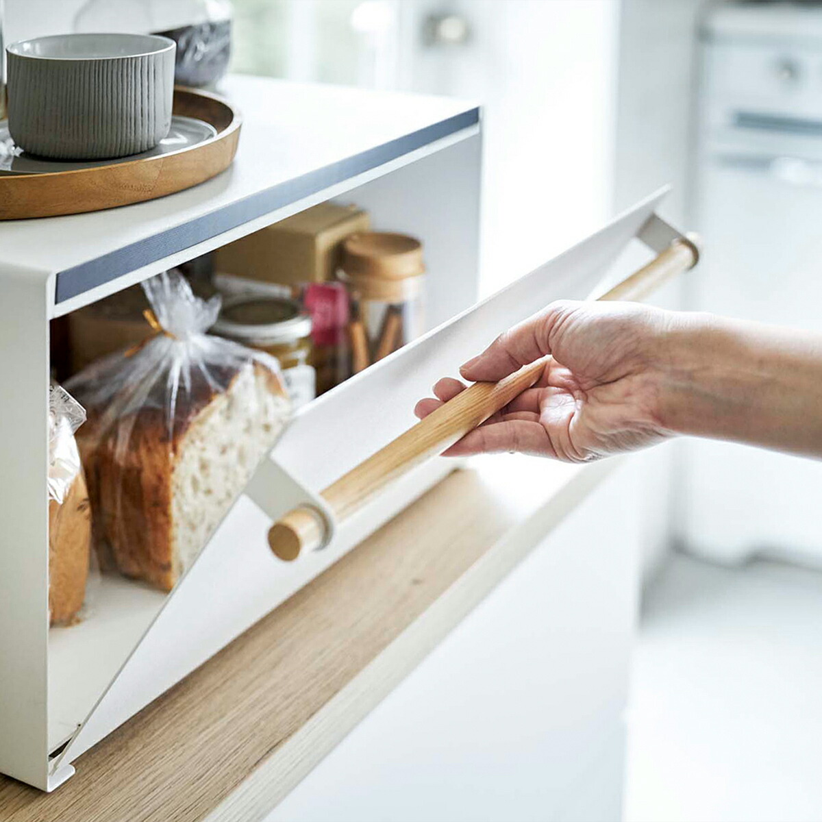 楽天市場】［ ブレッドケース トスカ ］山崎実業 ブレッドボックス