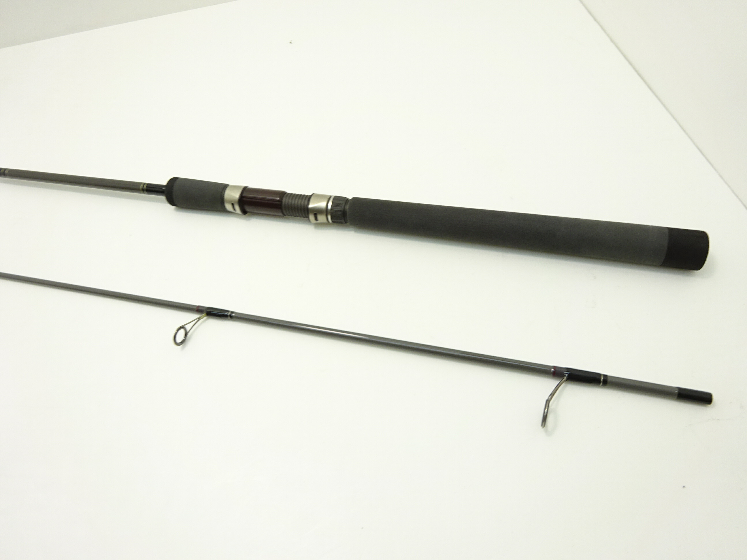 CODE コード ライフスタイルデザイン ザウルス ブラックフィンS82-4