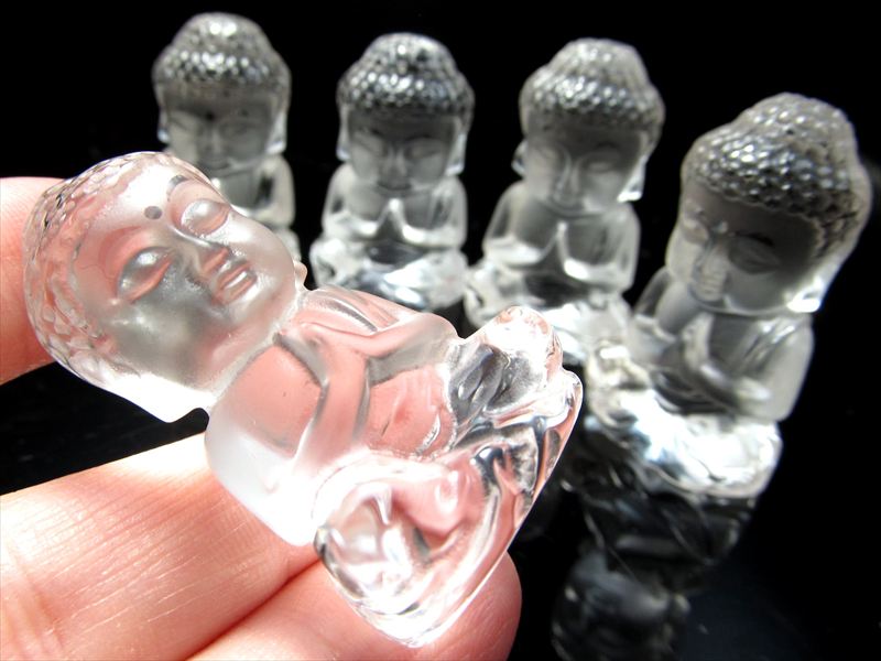 楽天市場】【全品P5倍】○選べる台座2種類【天然水晶 ミニ大仏くん