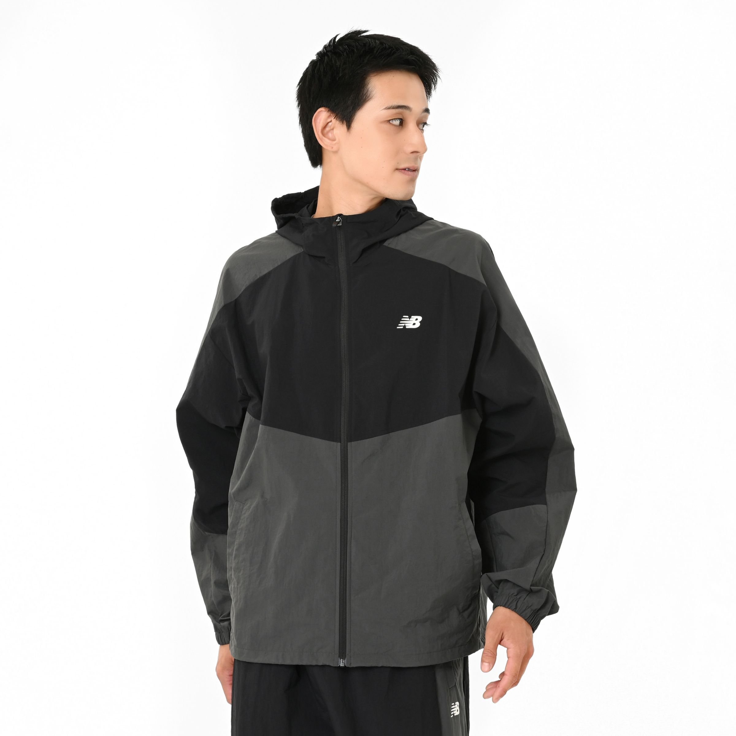 New Balance｜タスランナイロンウーブンフーデッドジャケット