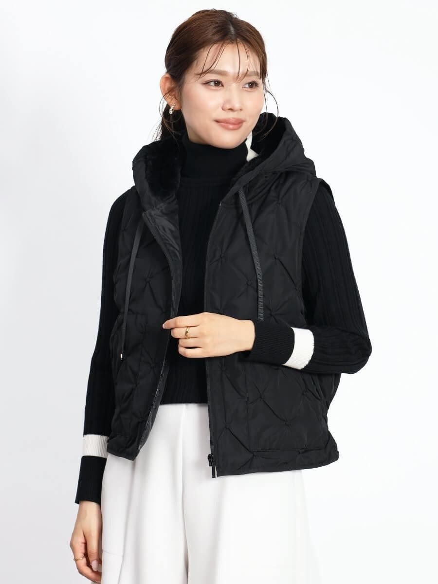 クレージュ 黒 キルティングフード付きジップベスト Vin｜ドット