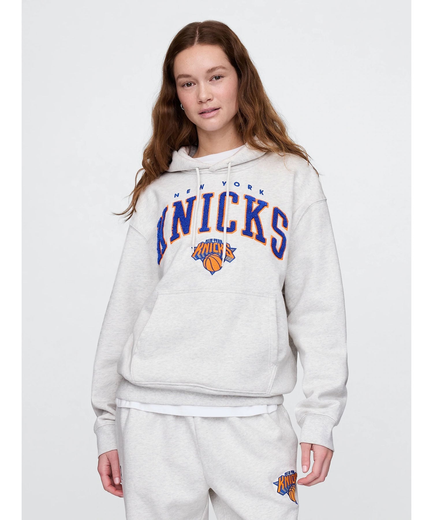 GAP｜(U)NBA ニューヨーク ニックス ロゴ ヘビーウェイトパーカー