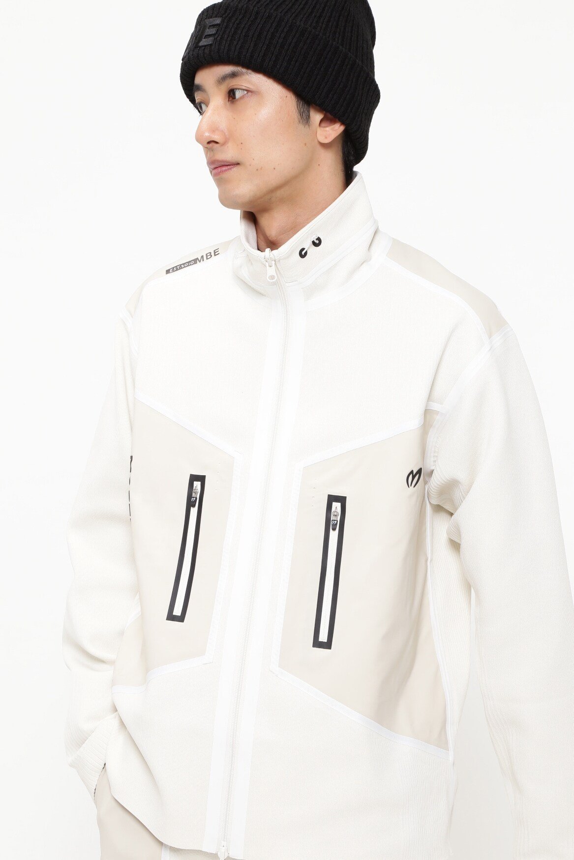 MASTER BUNNY EDITION｜モーションニット フルジップジャケット