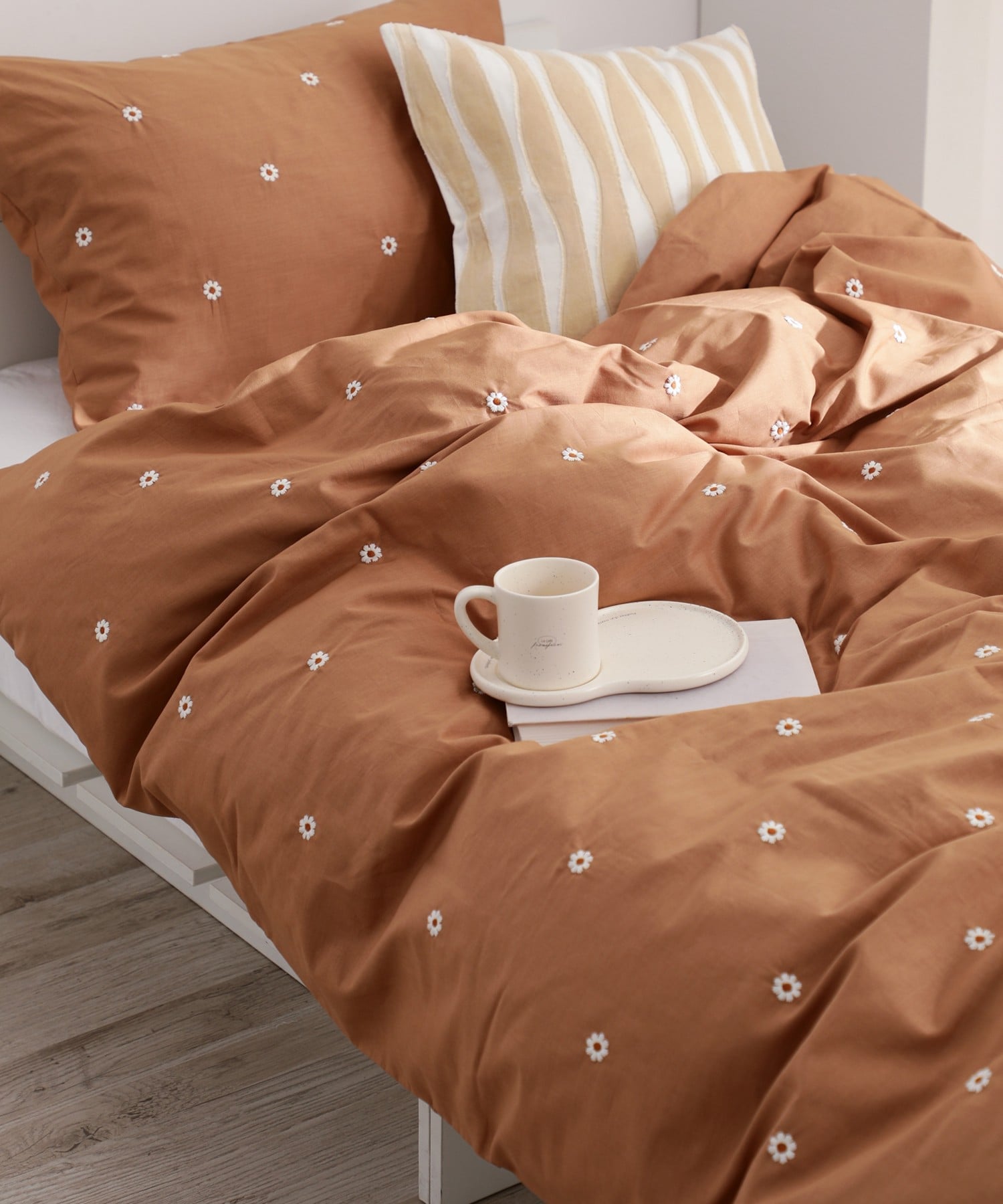 Francfranc｜デイジーエンブロイダリー 掛け布団カバー セミダブル 綿