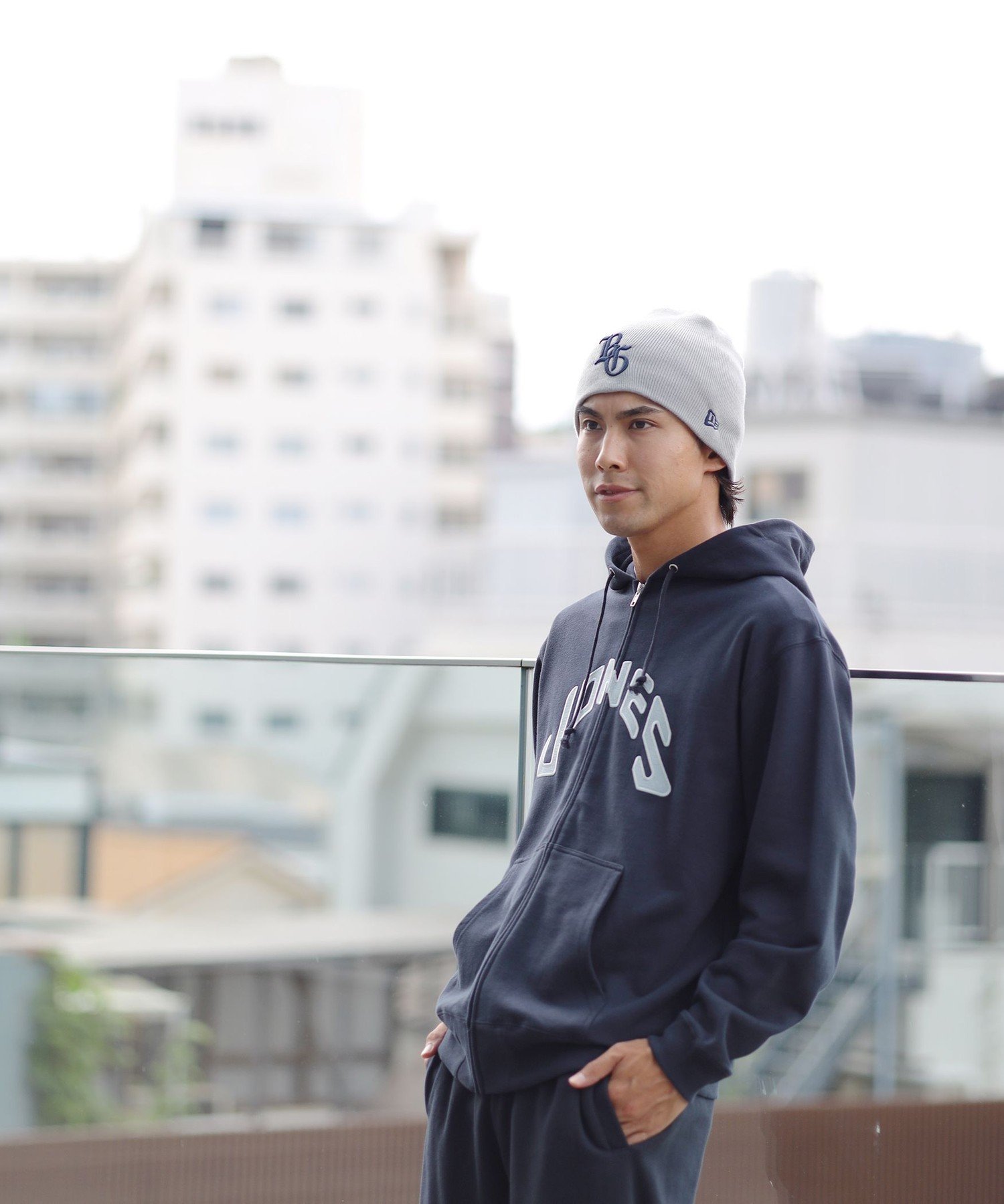 BEAMS GOLF｜【別注】JONES / フロント刺繍 フルジップフーディー