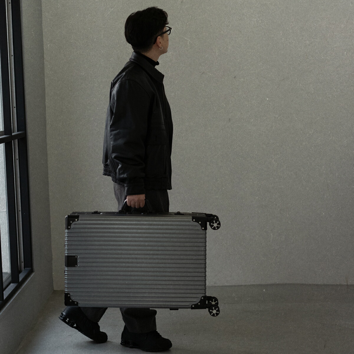 楽天市場】1300円OFFクーポンあり 【.OUNCE 公式】スーツケース