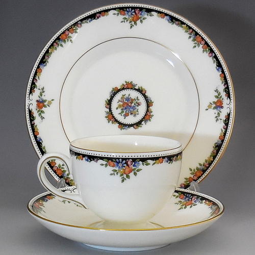 楽天市場】ウェッジウッド Wedgwood 英国製 壺印 オズボーン カップ