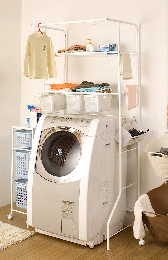 楽天市場】洗濯機の上 収納 棚サイド小物用バスケット2個付き伸縮