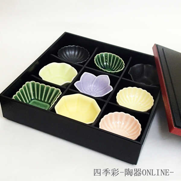 楽天市場】松花堂弁当箱 9マス仕切り 小鉢付き ABS樹脂黒塗り 高級感