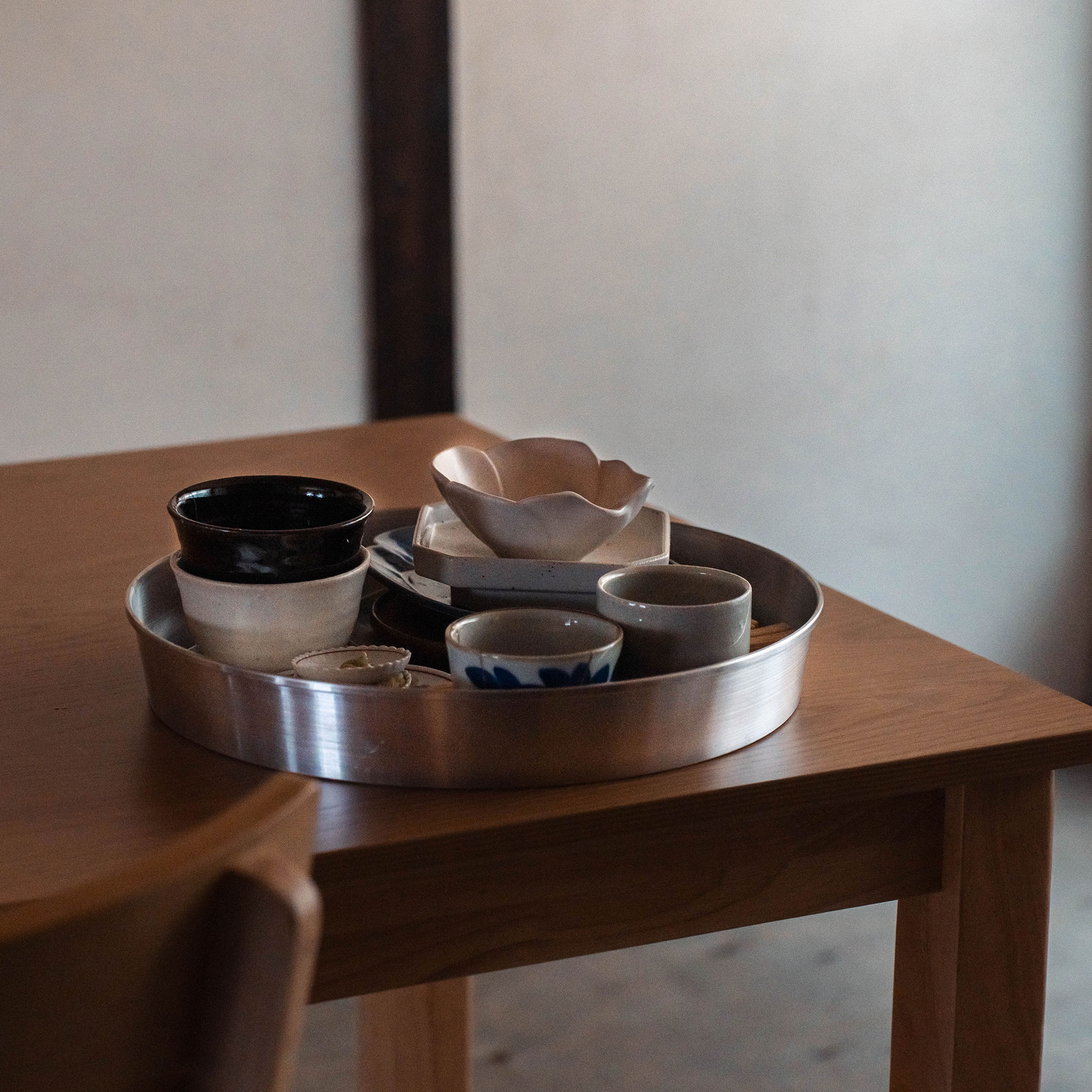 楽天市場】東屋 TANKER2 タンカー2 お盆 約35cm アルミトレー 大型