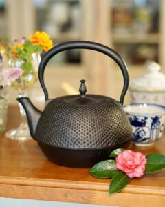 楽天市場】南部アラレ 1.5L 南部鉄器 鉄瓶 やかん 鉄製 日本製 ヤカン