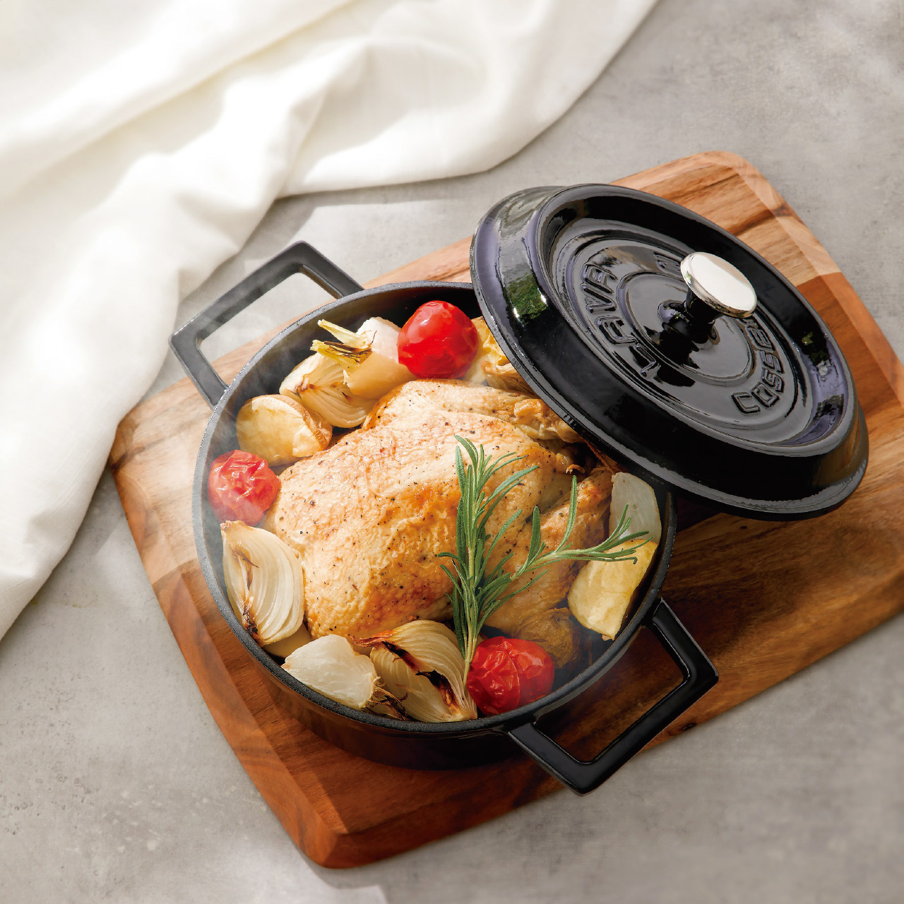 楽天市場】ホーロー鍋 IH【LAVA ラウンドキャセロール14cm Shiny Black