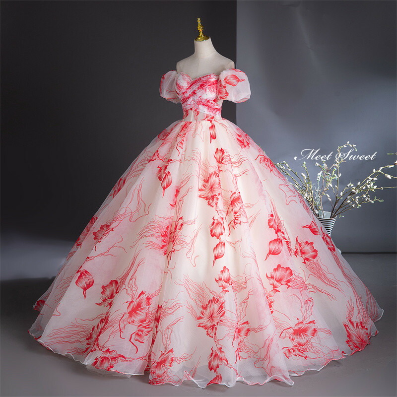 楽天市場】カラードレス プリンセスライン レッド 花柄 袖付き ロング