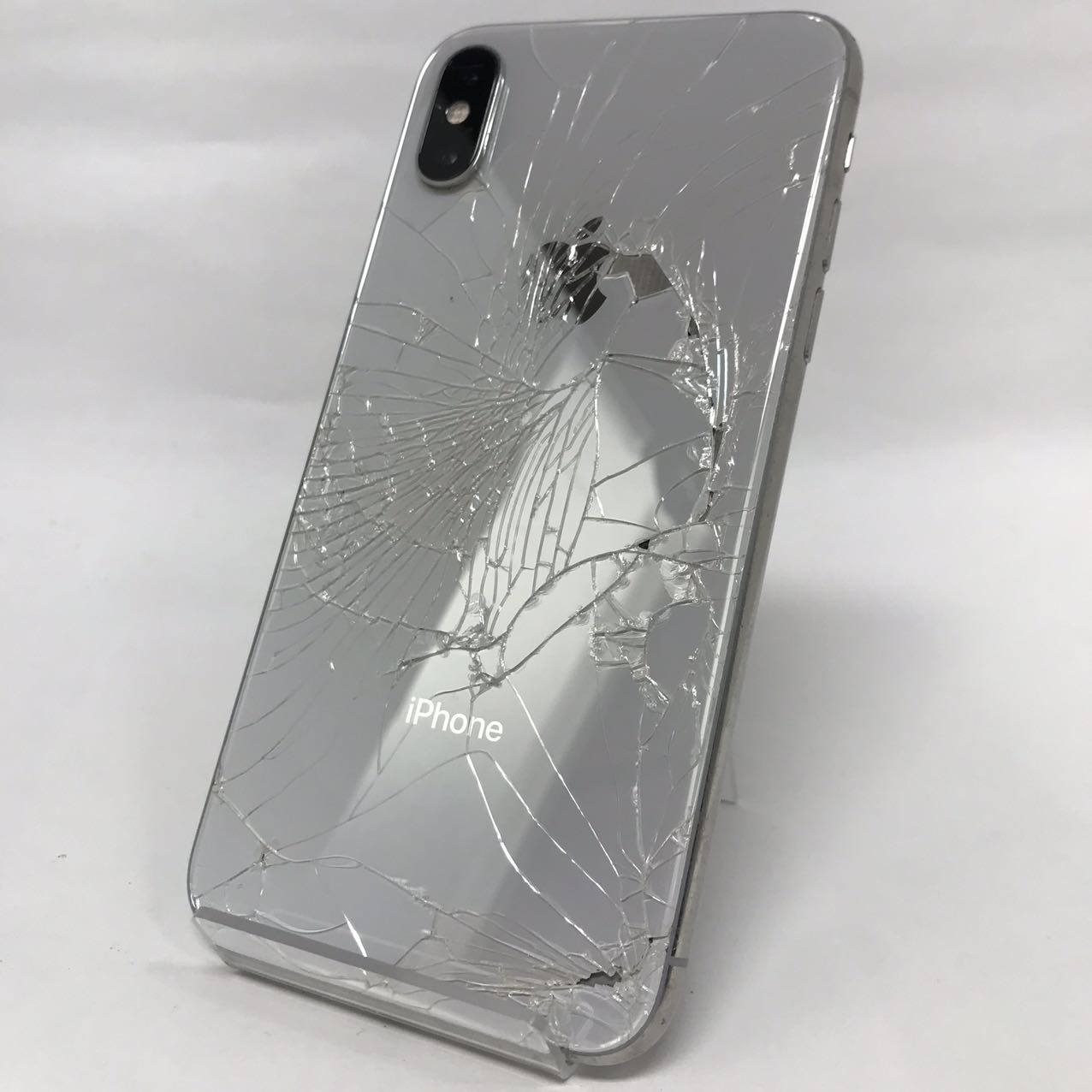 楽天市場】【中古Jランク】iPhone Xs 64GBシルバー バッテリー最大容量