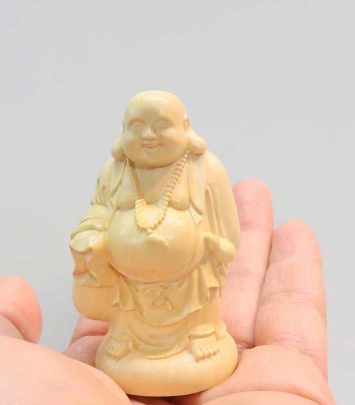 楽天市場】布袋様 木彫り 置物 一刀彫 / 素材：水柘植（縁起物,布袋尊