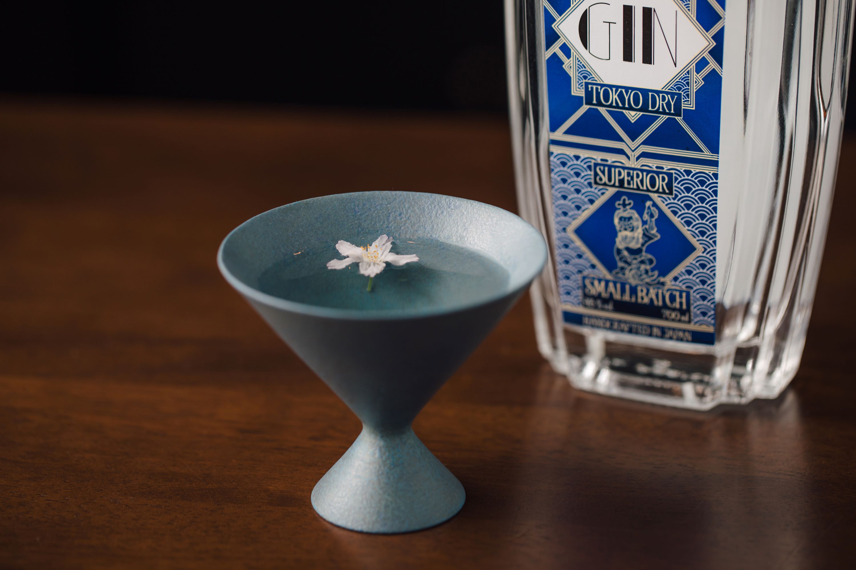 楽天市場】TL Pearce蒸溜所 トーキョー・ドライ・ジン クラシック43