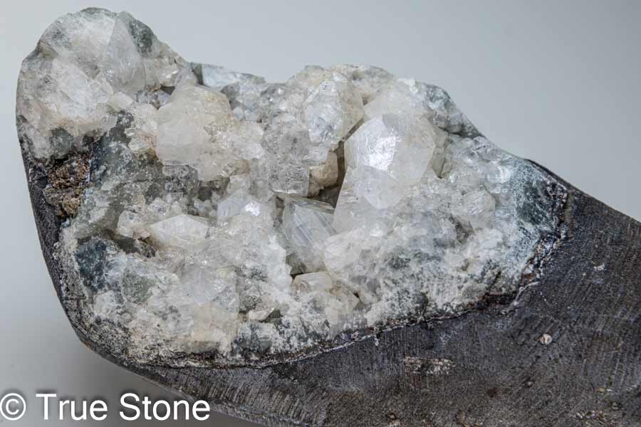 楽天市場】アポフィライト クラスター 魚眼石 714g 天使の水晶